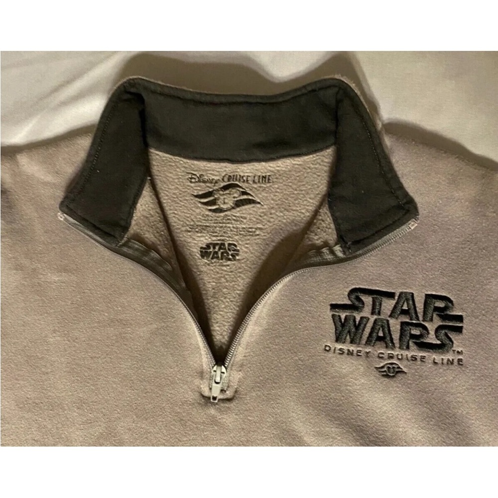 Disney cruise-line Star Wars 3quarter zip